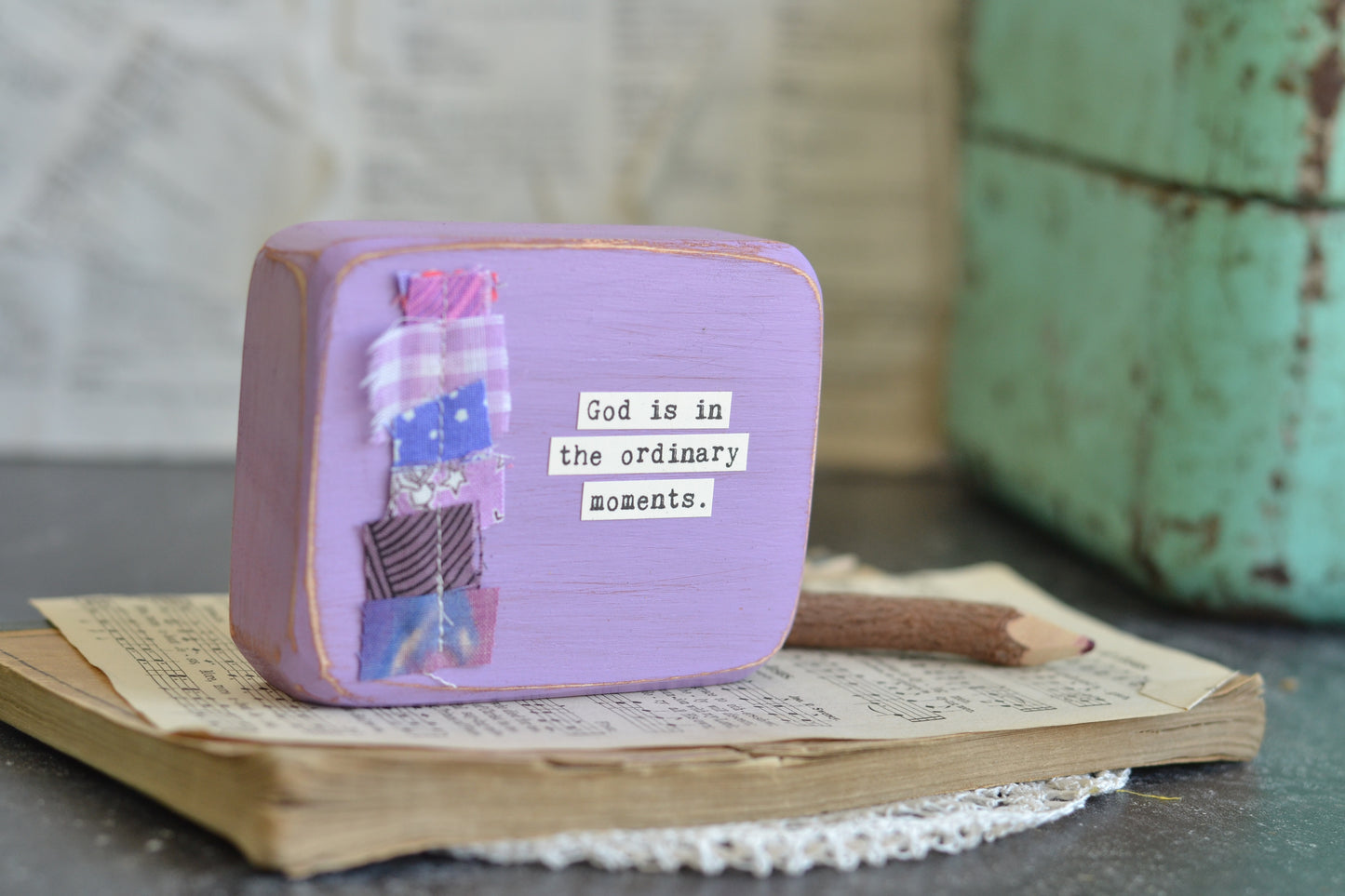 Lavender Sign - P21