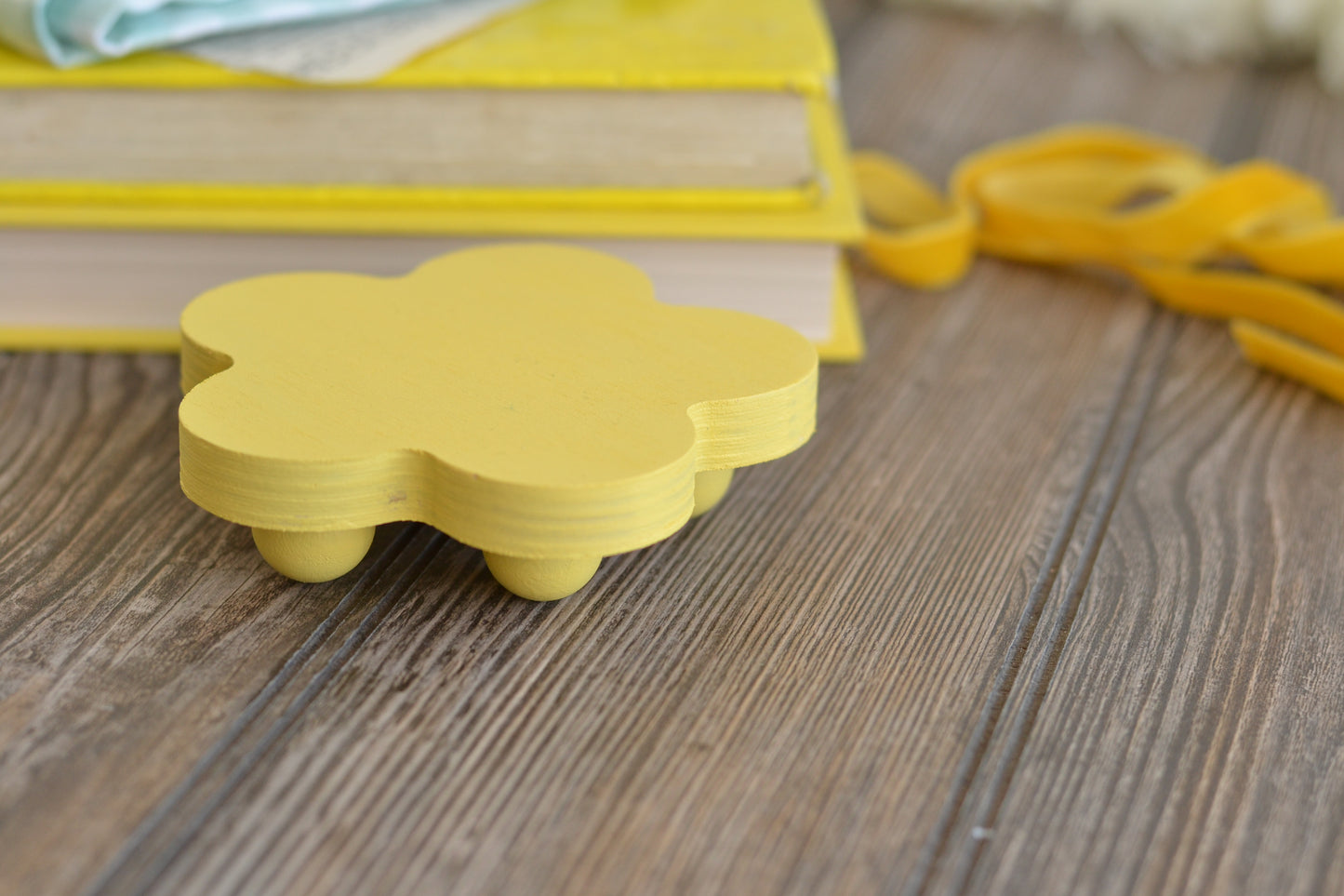 YELLOW Flower Wood Riser