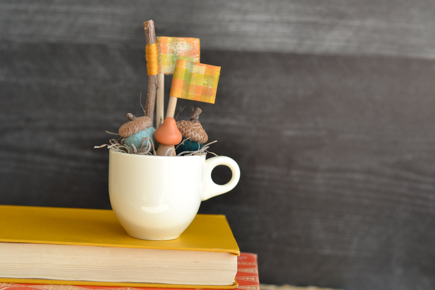 White Floral Mini Mug - F34