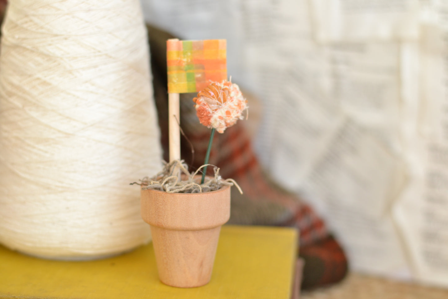 Fabric Flower and Flag Autumn Pot - F15