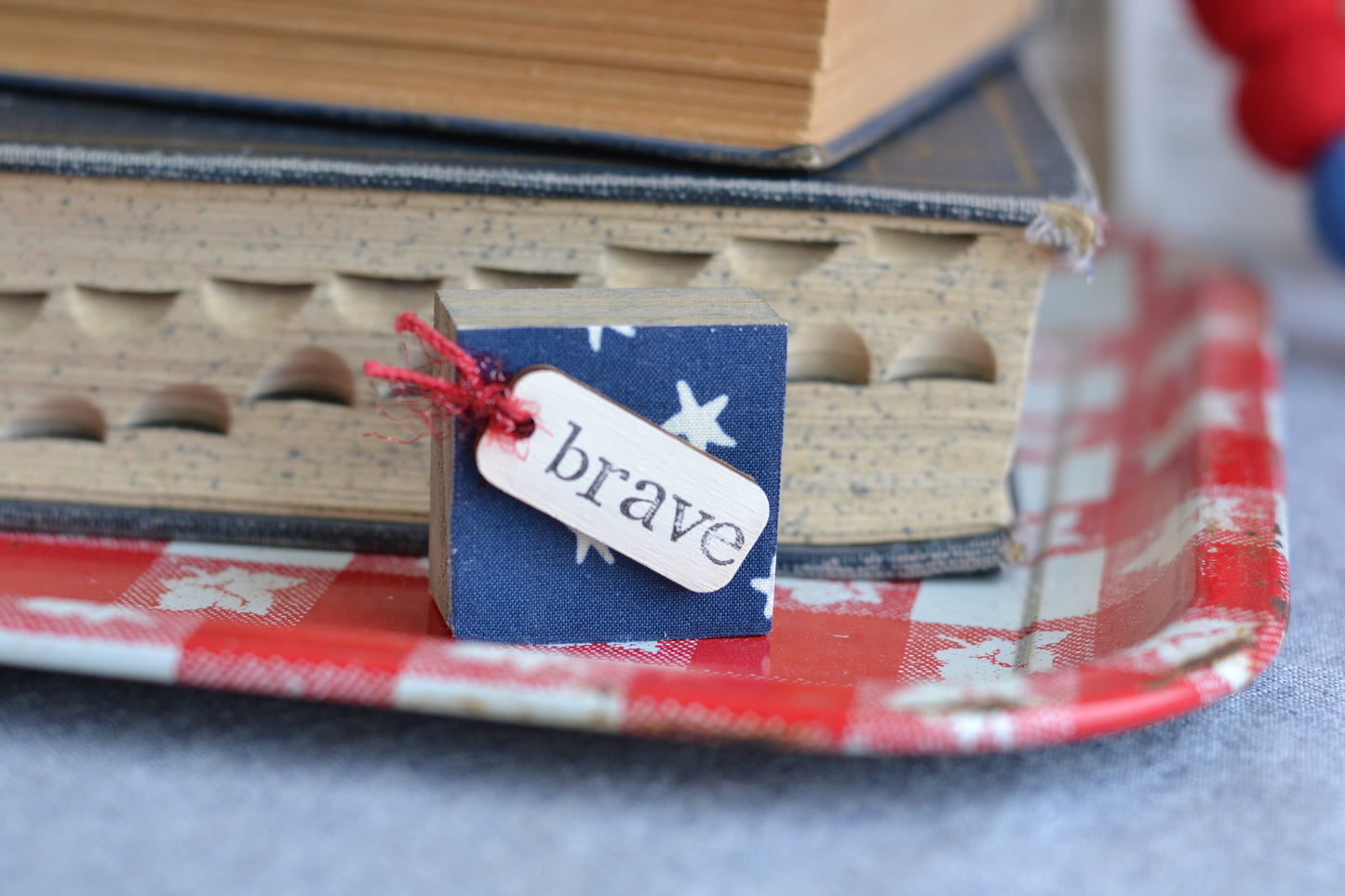 Mini Brave Sign