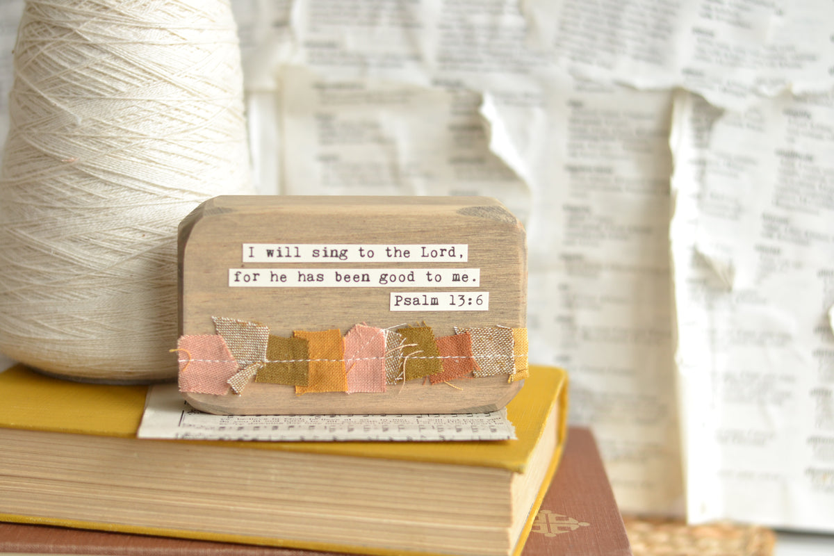 Rustic Fall Wood Block - B14