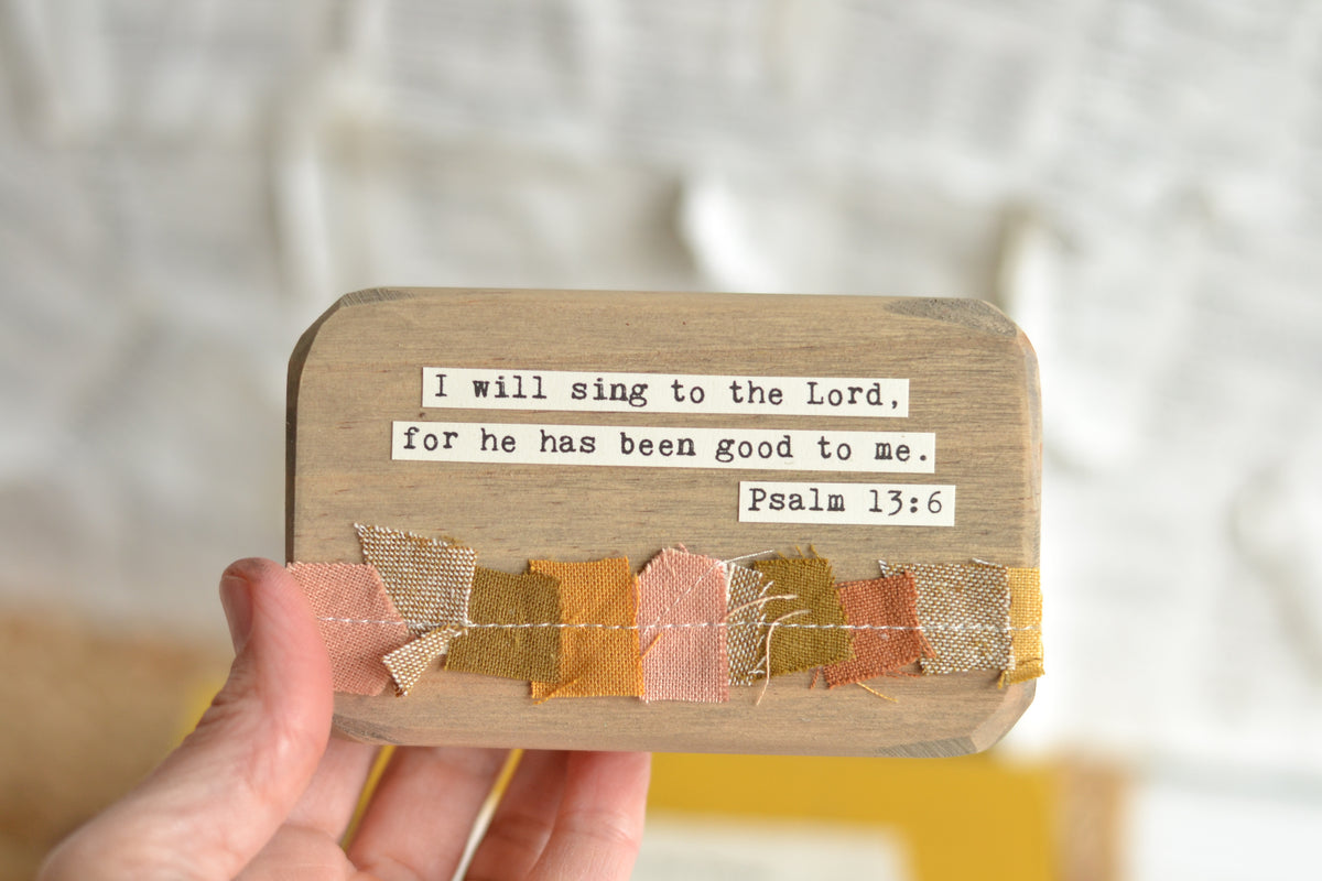 Rustic Fall Wood Block - B14