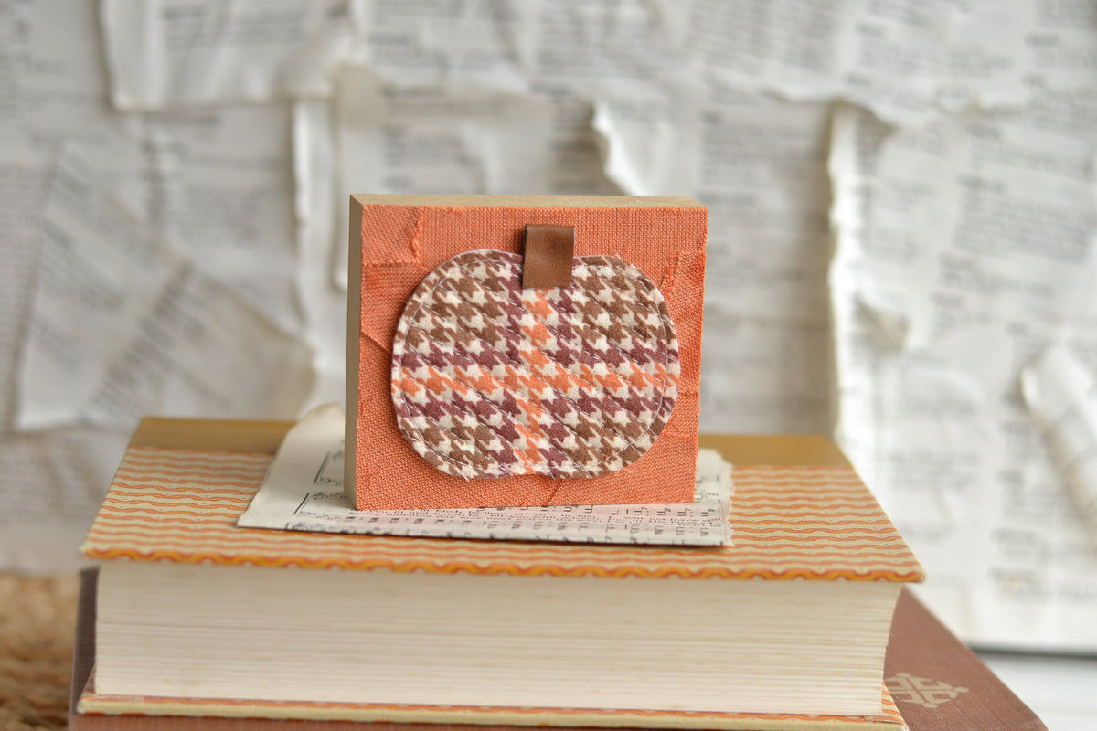 Fabric Pumpkin Wood Block - B10