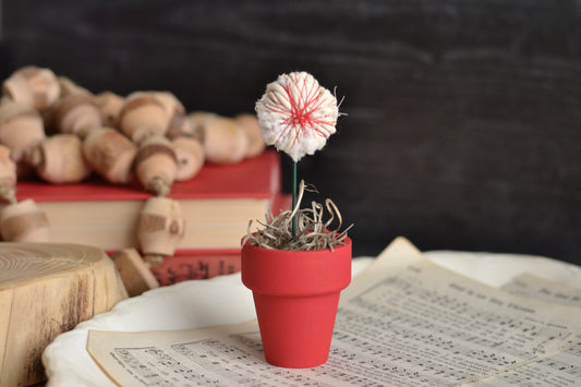 Wrapped Valentines Flower T14