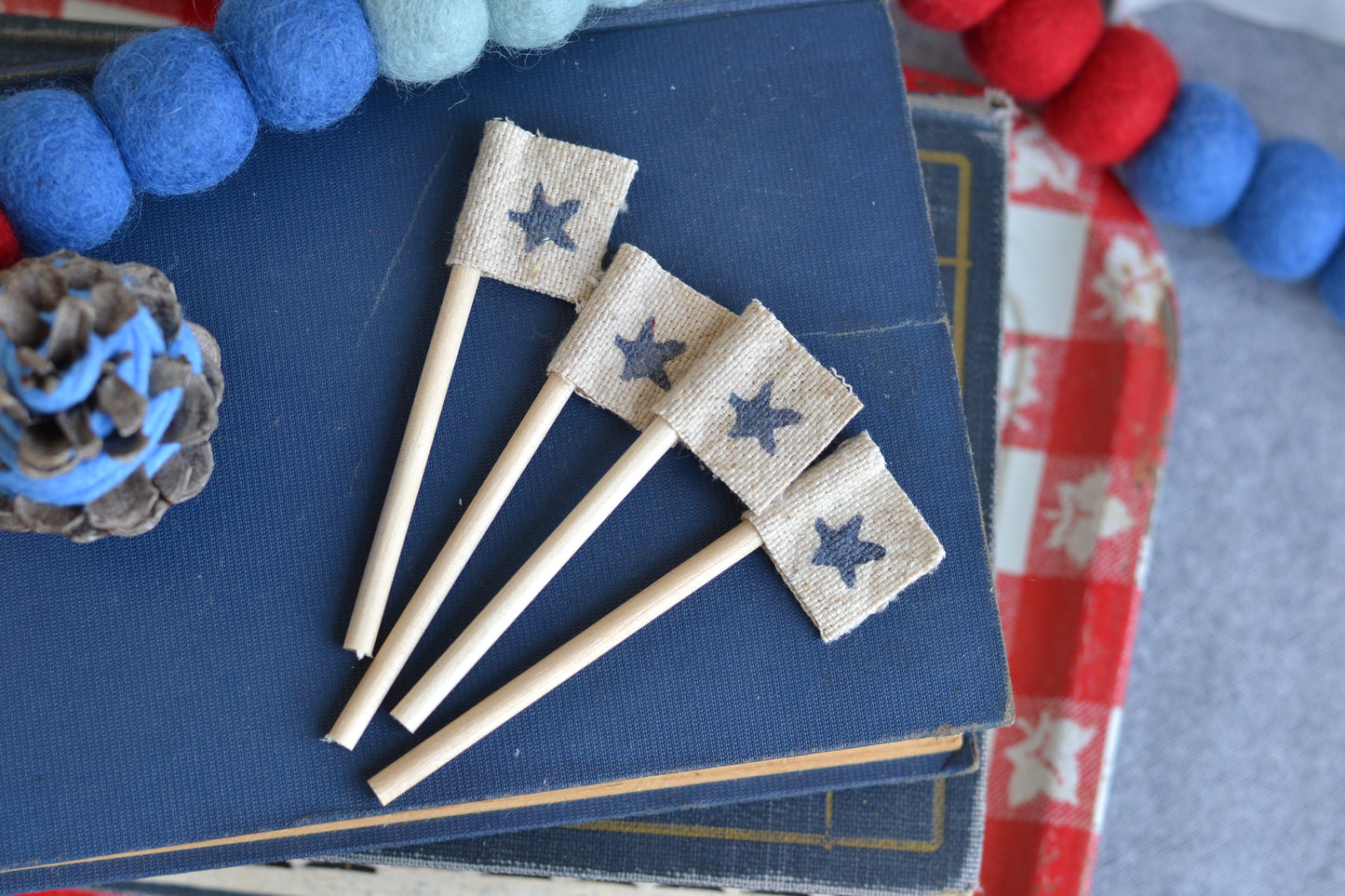 Mini Flags NAVY STAR - Set of FOUR