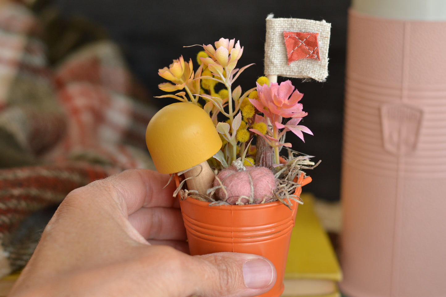 Autumn Floral Mini Bucket - F40