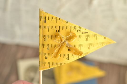 Jumbo Flag Yellow
